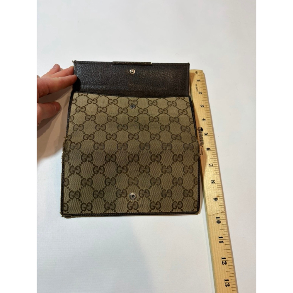 Gucci GG Canvas Wallet Brown Monogram Long Wallet Italy Auth
Flaw - Picture 4 of 12